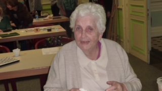Photo de Anne Meyer-Lebrun au club de scrabble